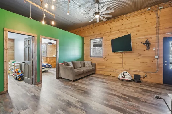 $299,900 | 4435 North 825 West, Andrews, IN 46702