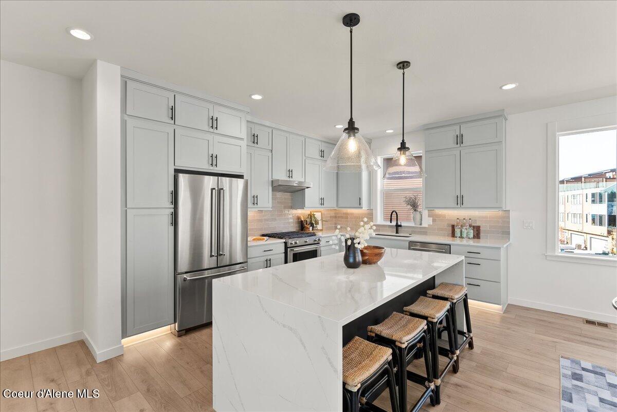 2931 North Heartwood Road Coeur D'Alene, ID 83814 - Photo 15 of 36 18-Kitchen
