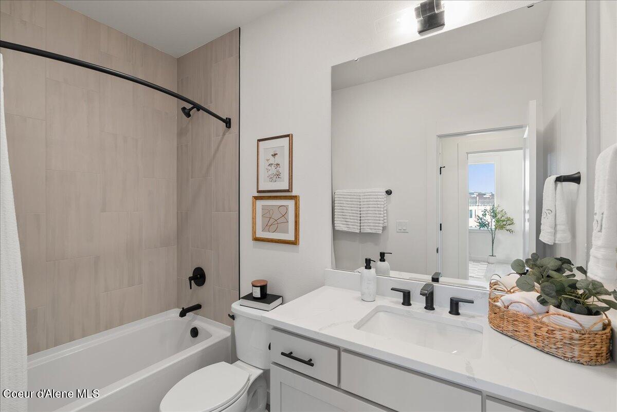 2931 North Heartwood Road Coeur D'Alene, ID 83814 - Photo 27 of 36 33-Full bath