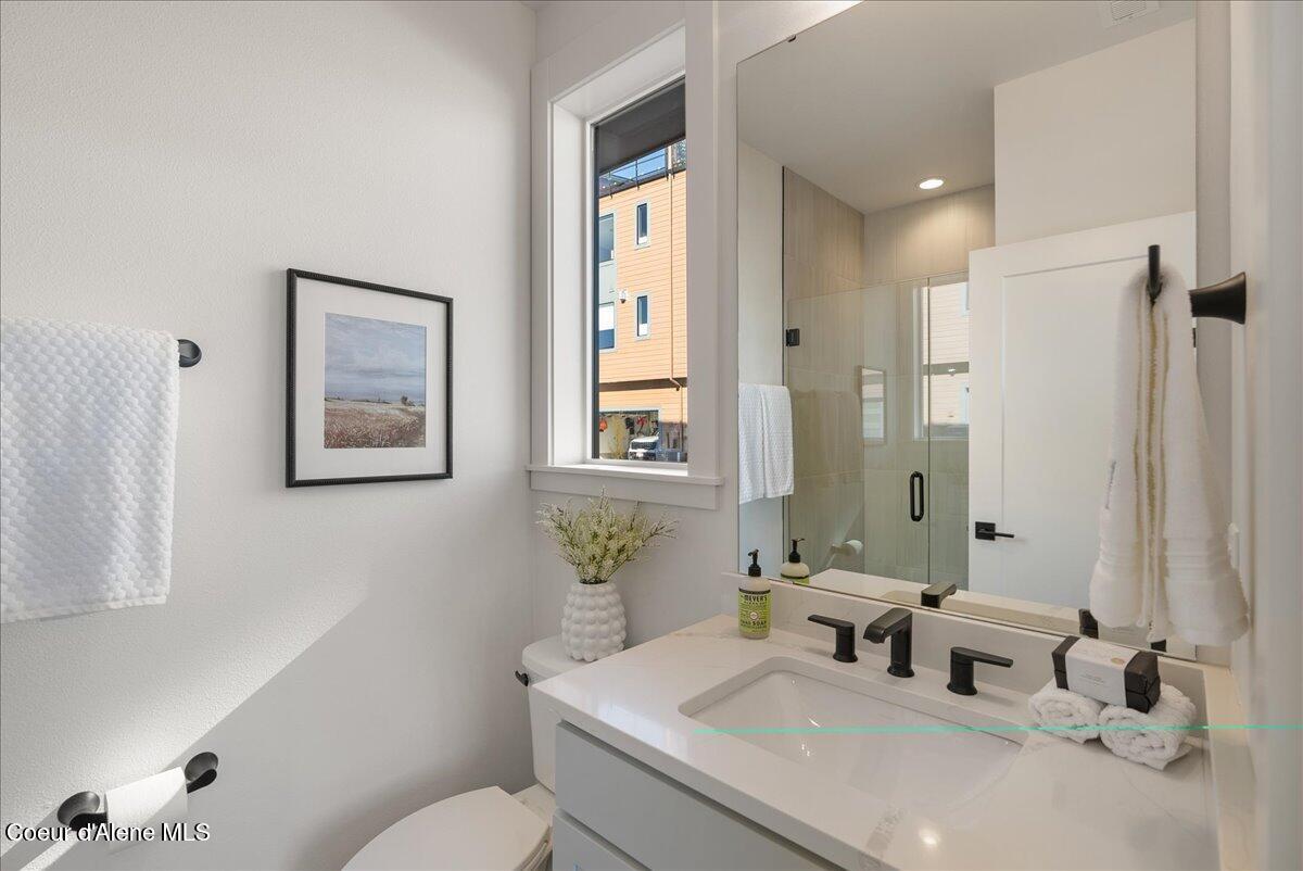 2931 North Heartwood Road Coeur D'Alene, ID 83814 - Photo 32 of 36 38-Fulll bath