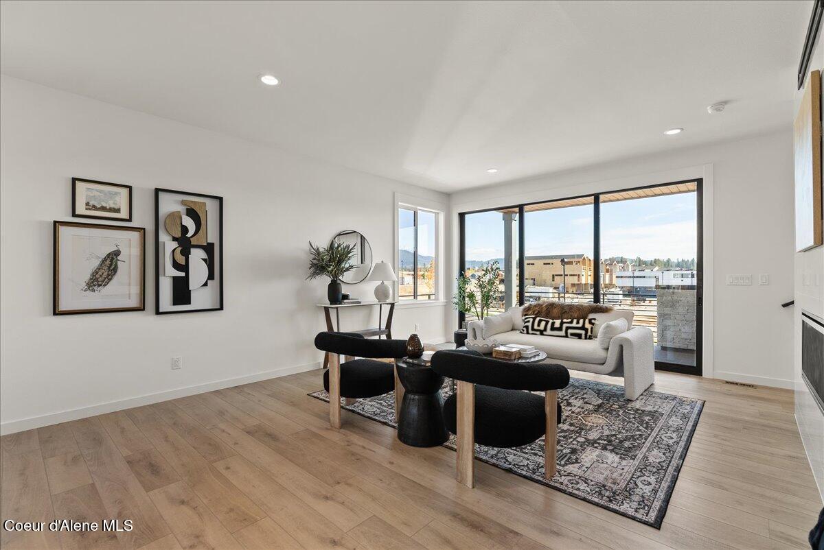 2931 North Heartwood Road Coeur D'Alene, ID 83814 - Photo 6 of 36 09-Living Room