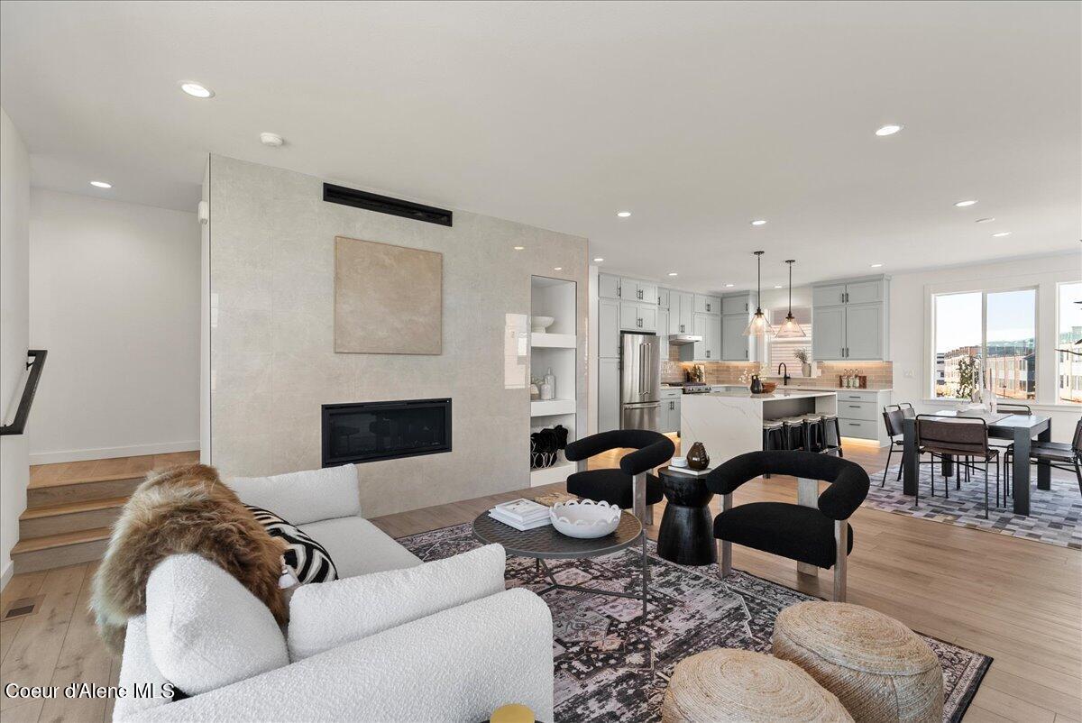 2931 North Heartwood Road Coeur D'Alene, ID 83814 - Photo 9 of 36 12-Living Room