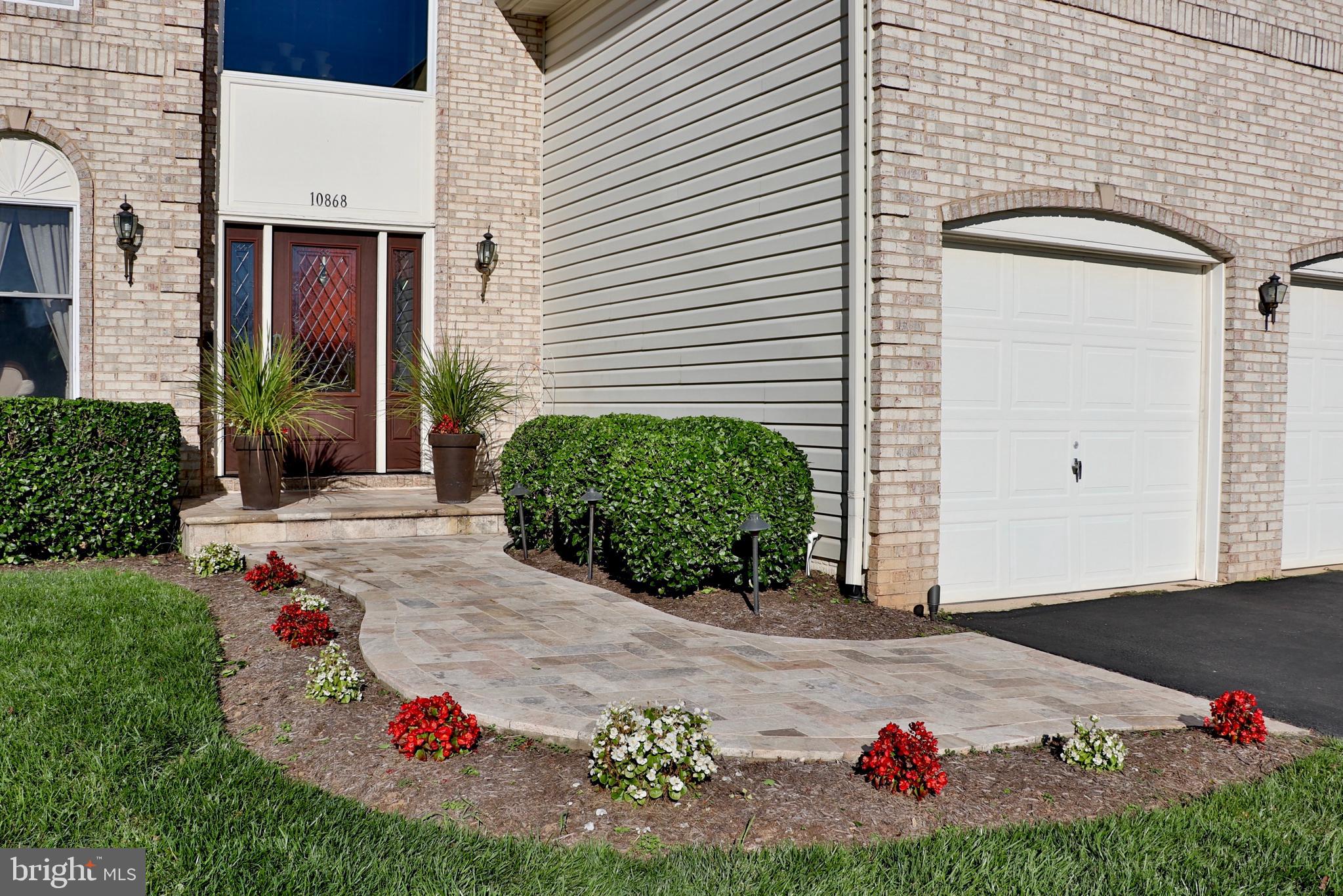 10868 Grovehampton Court Reston, VA 20194 - Photo 2 of 48 Travertine Stone Walkway