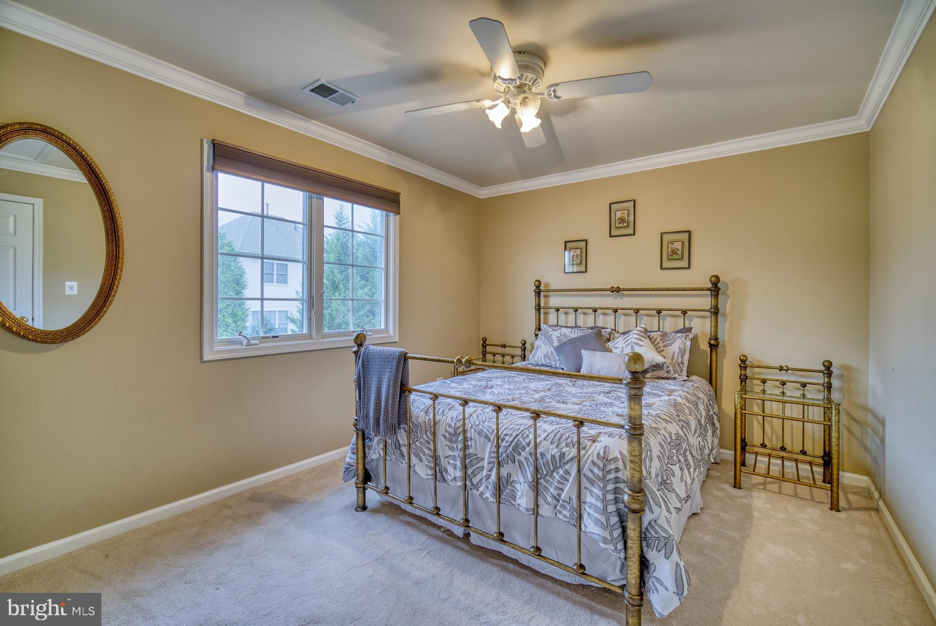 10868 Grovehampton Court Reston, VA 20194 - Photo 25 of 48 Bedroom #2