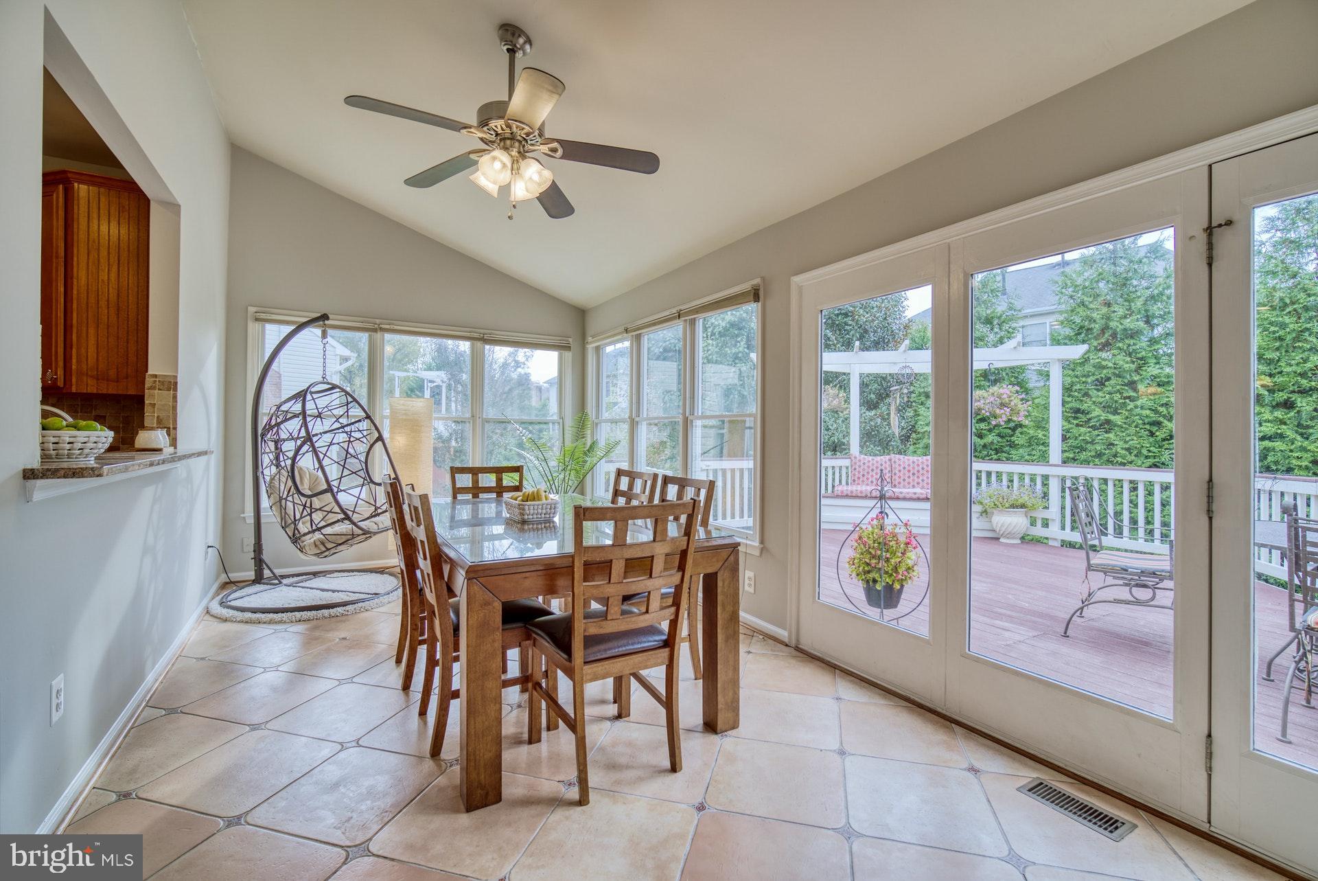 10868 Grovehampton Court Reston, VA 20194 - Photo 5 of 48 Sunroom