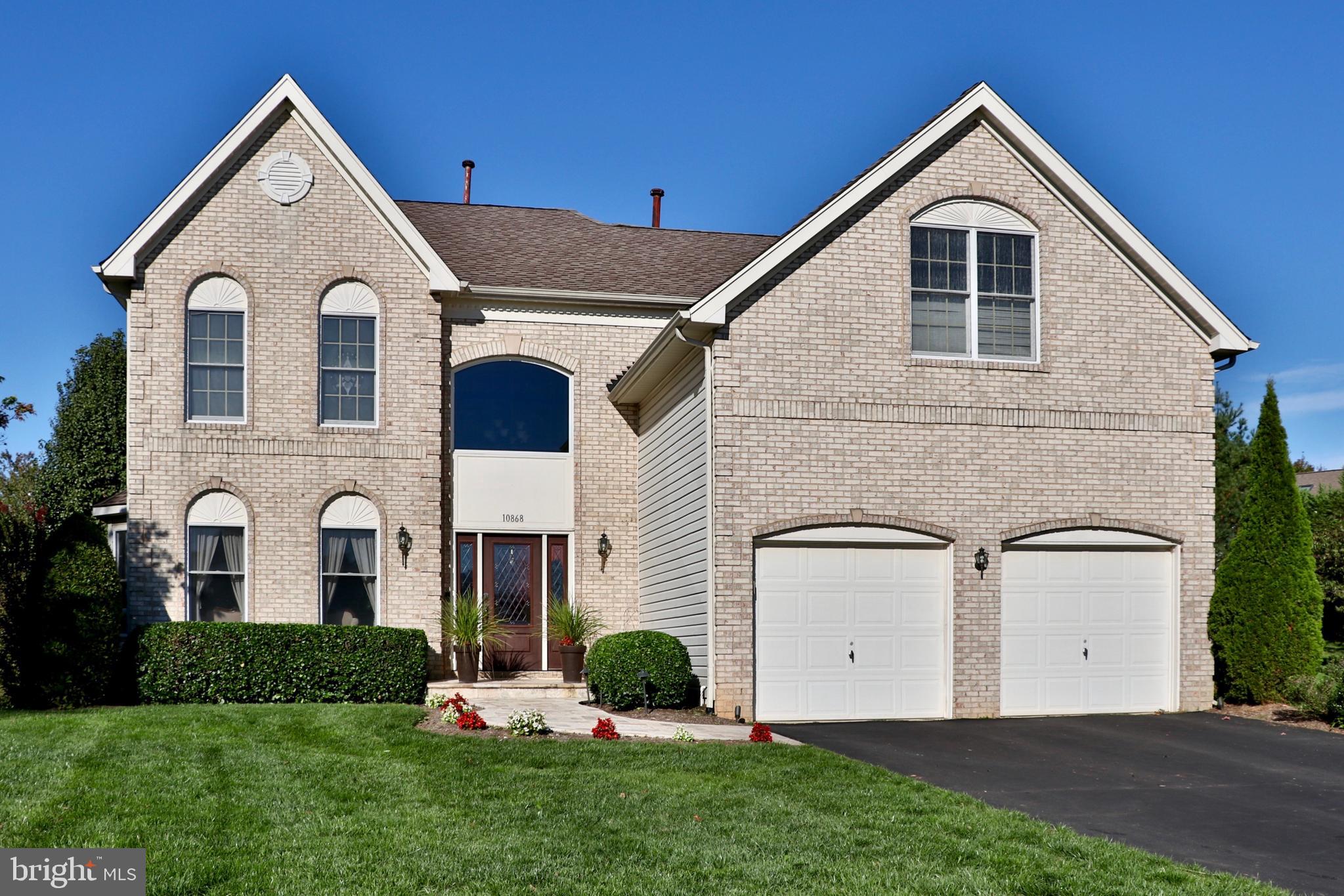 10868 Grovehampton Court Reston, VA 20194 - Photo 47 of 48 Front
