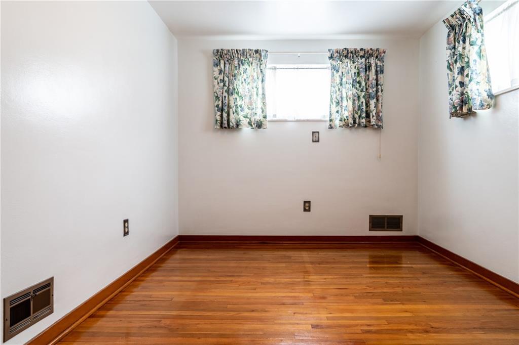 26 Bellview Drive McKees Rocks, PA 15136 - Photo 16 of 25 Gallery Image 16