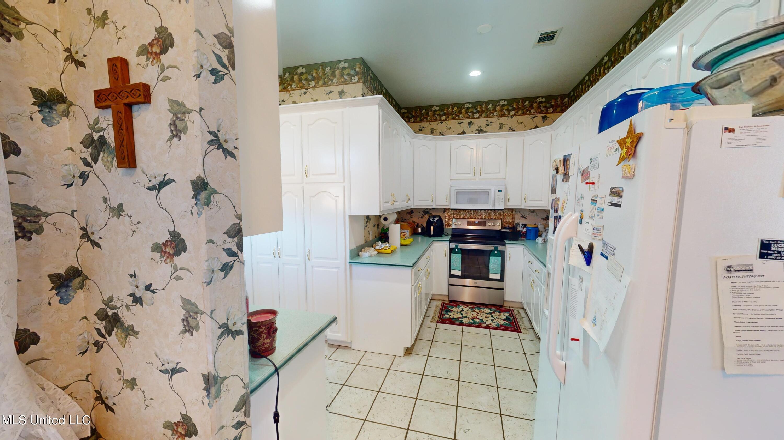 4385 Stringfellow Road Lucedale, MS 39452 - Photo 6 of 15 4385-Stringfellow-10242024_131345