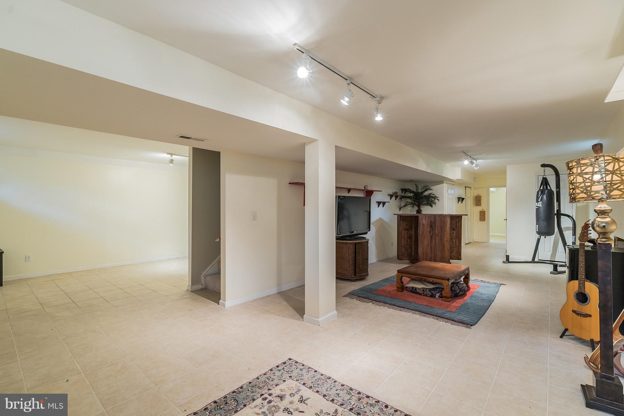 8593 Signal Hill Road Manassas, VA 20110 - Photo 24 of 30 QUITE a large basement