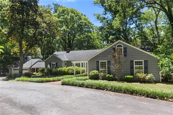 $750,000 | 521 Buckingham Road, Winston-Salem, NC 27104