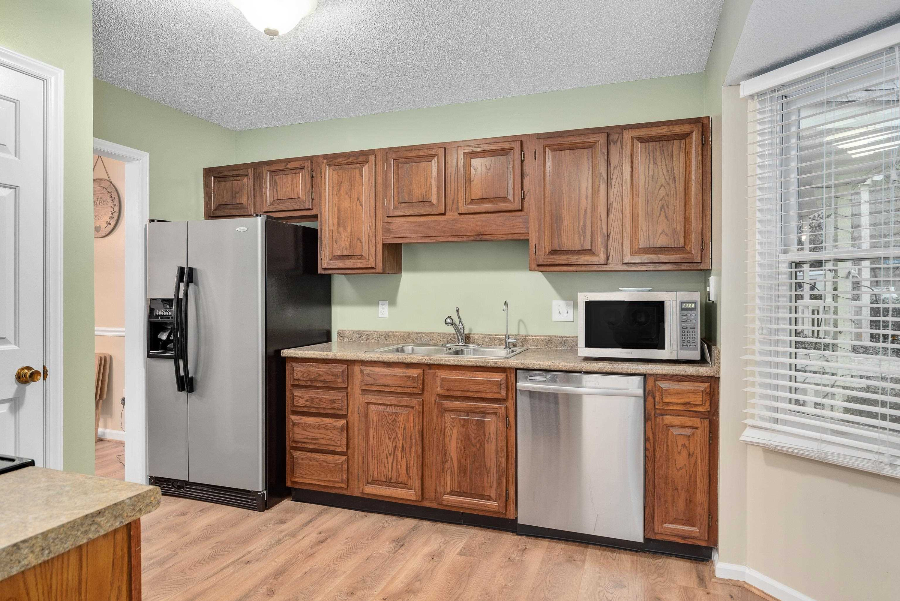 6607 Orford Court Raleigh, NC 27615 - Photo 5 of 23 Photo 6