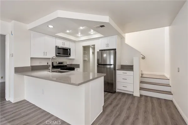 $3,650 | 75 Briarglen, Irvine, CA 92614