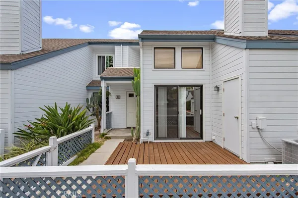 $3,650 | 75 Briarglen, Irvine, CA 92614