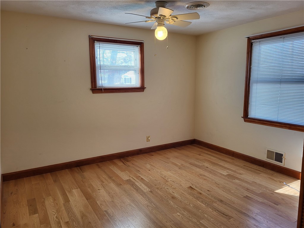 160 Amherst Road Warwick, RI 02889 - Photo 19 of 30 2nd bed