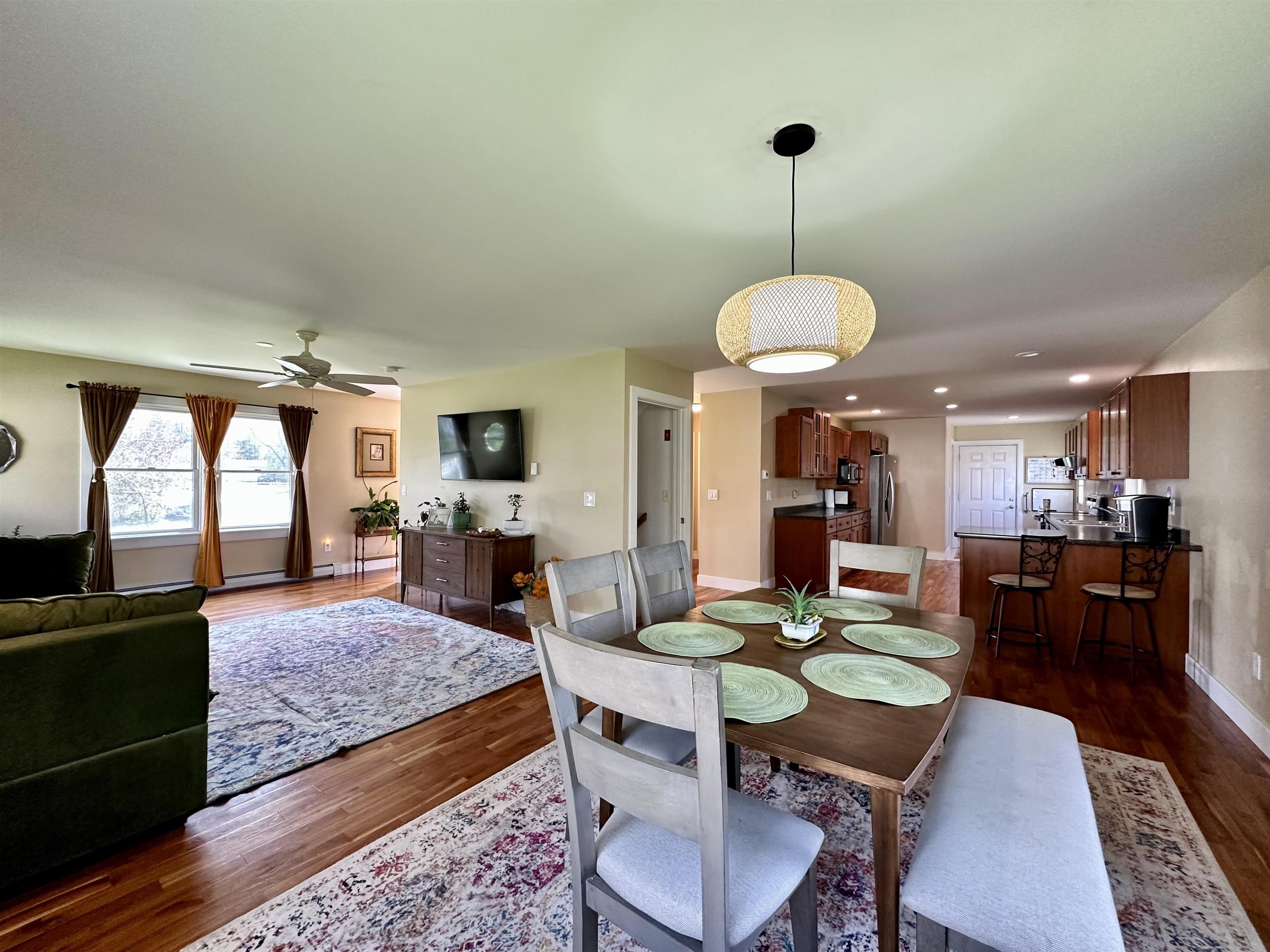 16 Edgewood Drive Rutland, VT 05701 - Photo 4 of 33