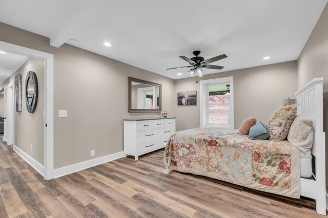 $775,000 | 372 Lee Road, Cottontown, TN 37048