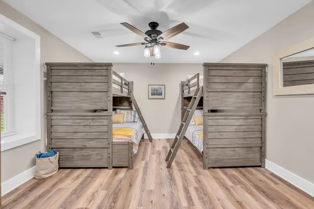 $775,000 | 372 Lee Road, Cottontown, TN 37048