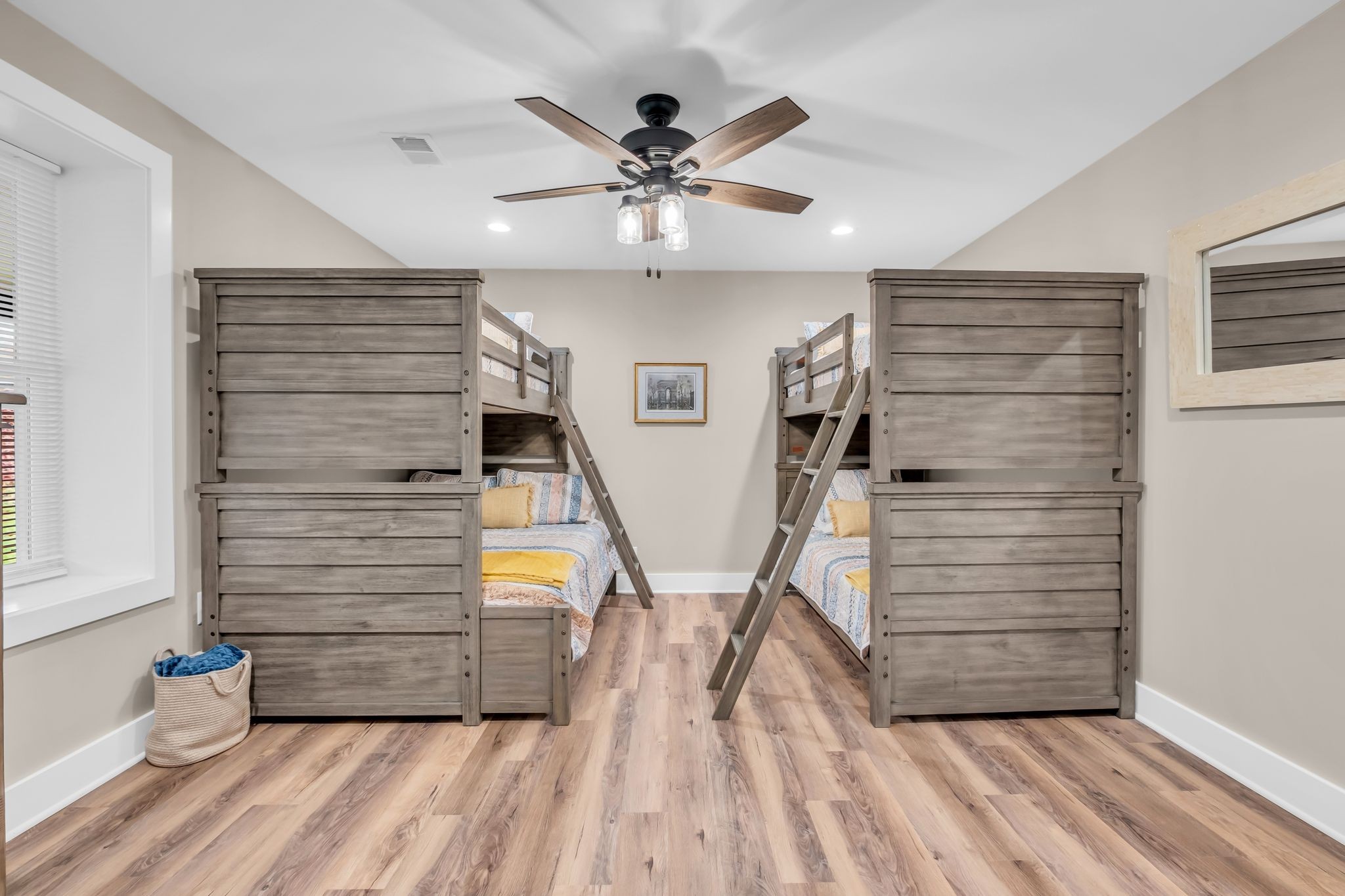 372 Lee Road Cottontown, TN 37048 - Photo 29 of 52 a view of entryway