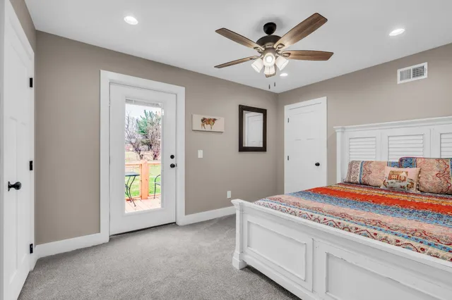 $775,000 | 372 Lee Road, Cottontown, TN 37048