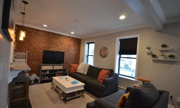 $3,000 | 60 Florida Street, Unit 2, Boston, MA 02124