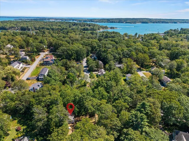 $325,000 | 51 Oakland Avenue, Yarmouth, ME 04096