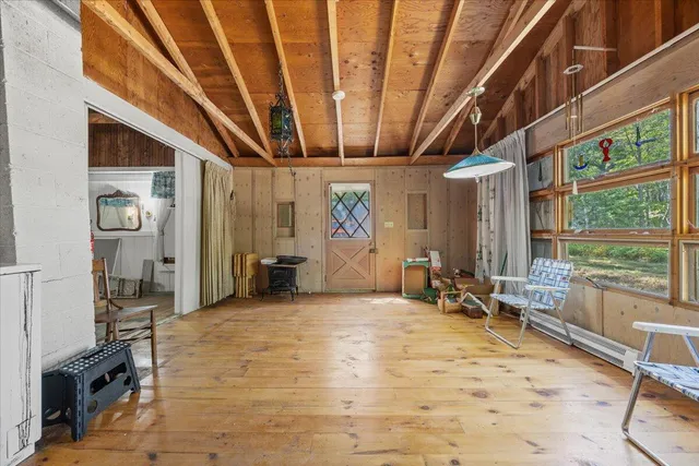 $325,000 | 51 Oakland Avenue, Yarmouth, ME 04096