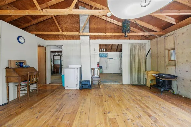 $325,000 | 51 Oakland Avenue, Yarmouth, ME 04096