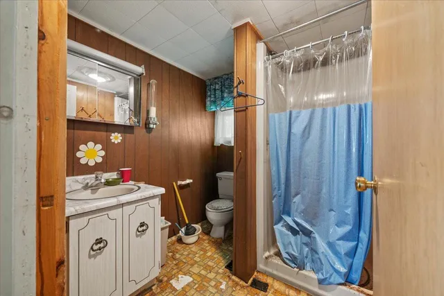 $325,000 | 51 Oakland Avenue, Yarmouth, ME 04096