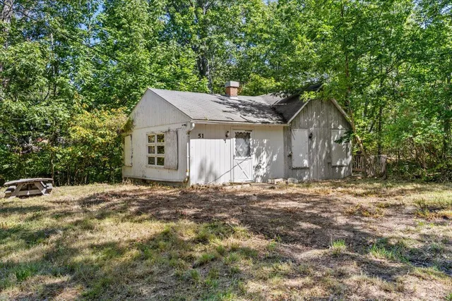 $325,000 | 51 Oakland Avenue, Yarmouth, ME 04096