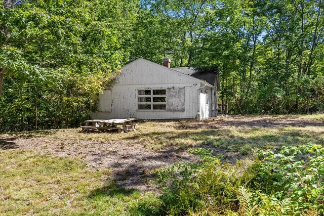 $325,000 | 51 Oakland Avenue, Yarmouth, ME 04096