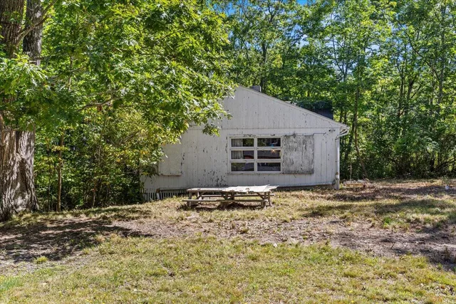 $325,000 | 51 Oakland Avenue, Yarmouth, ME 04096