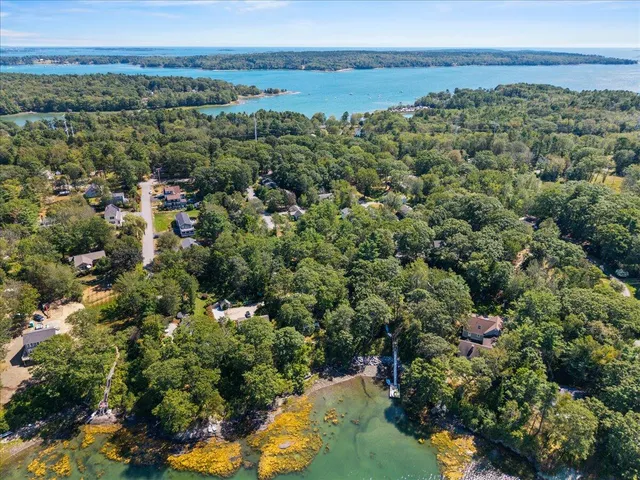 $325,000 | 51 Oakland Avenue, Yarmouth, ME 04096