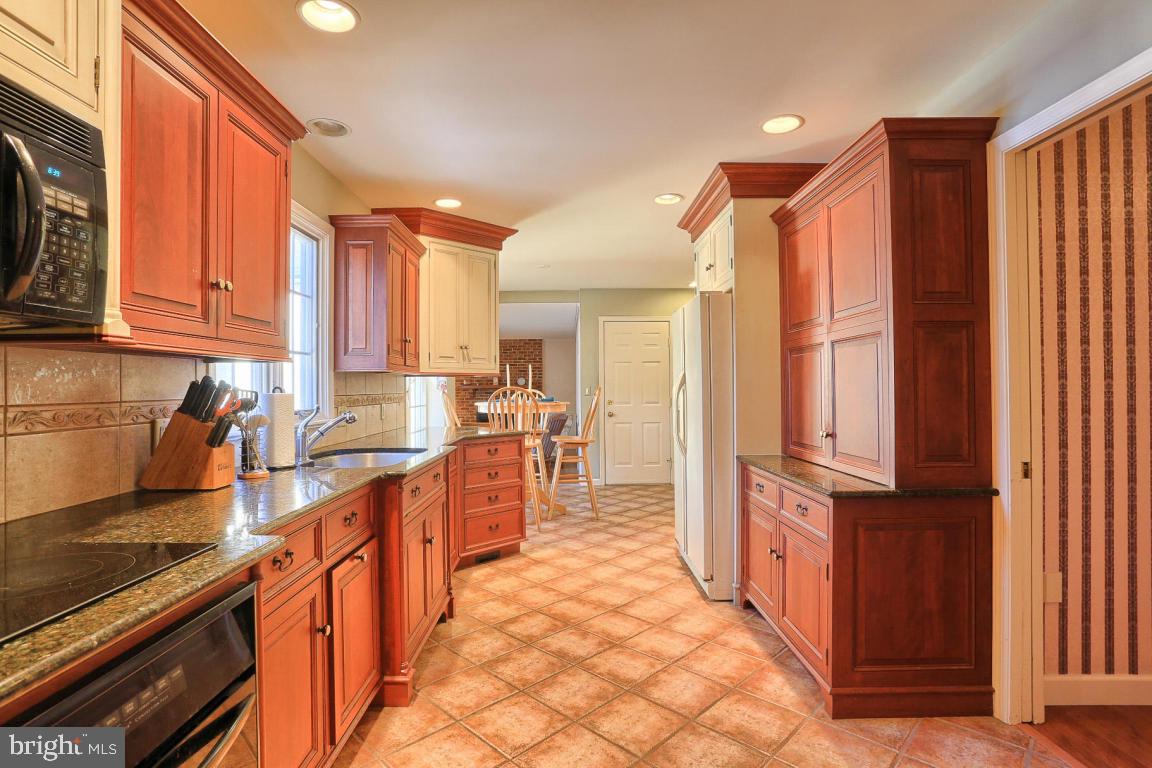 1840 Brubaker Run Road Lancaster, PA 17603 - Photo 13 of 37 Gallery Image 13