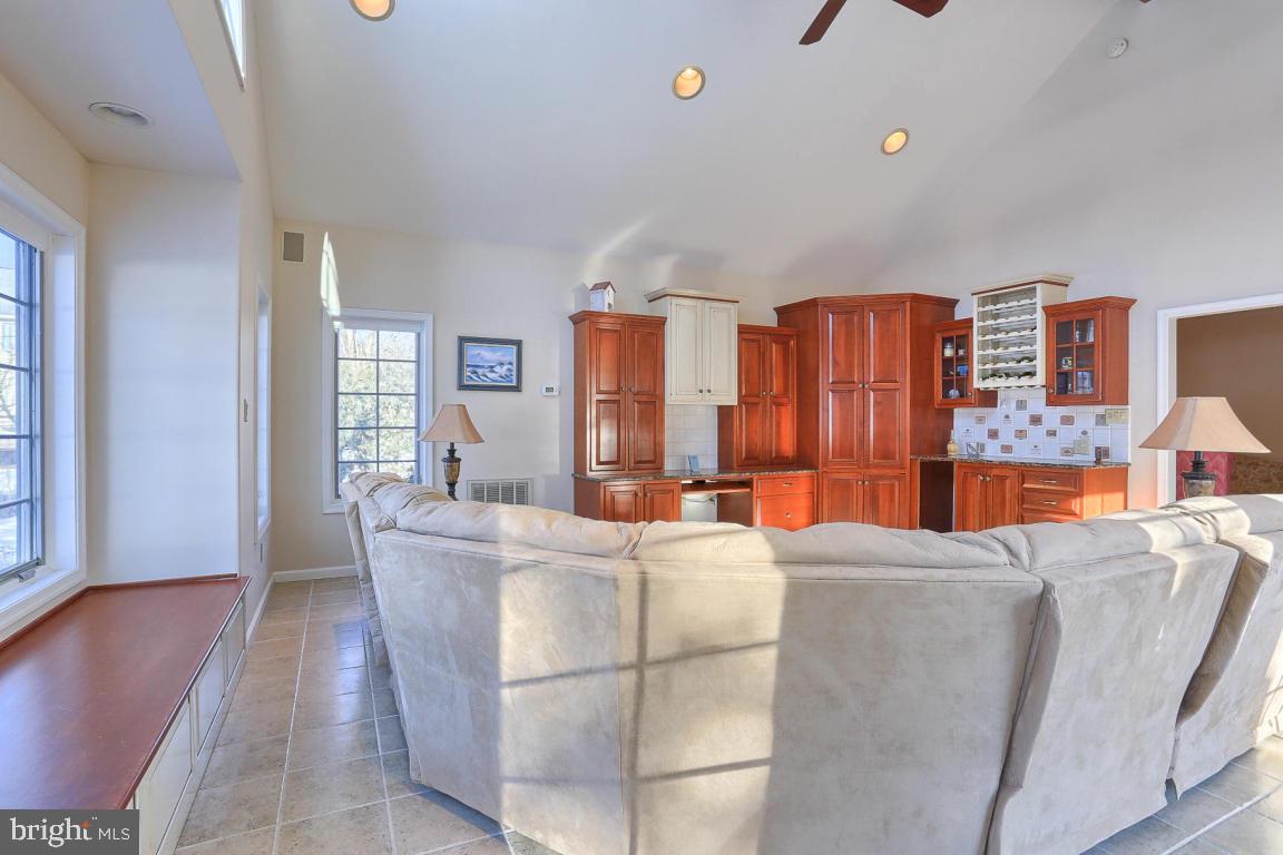 1840 Brubaker Run Road Lancaster, PA 17603 - Photo 10 of 37 Gallery Image 10