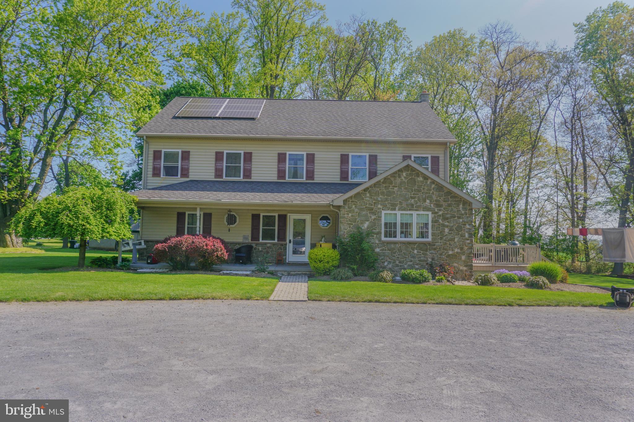 303 South Kinzer Road Paradise, PA 17562 - Photo 1 of 94