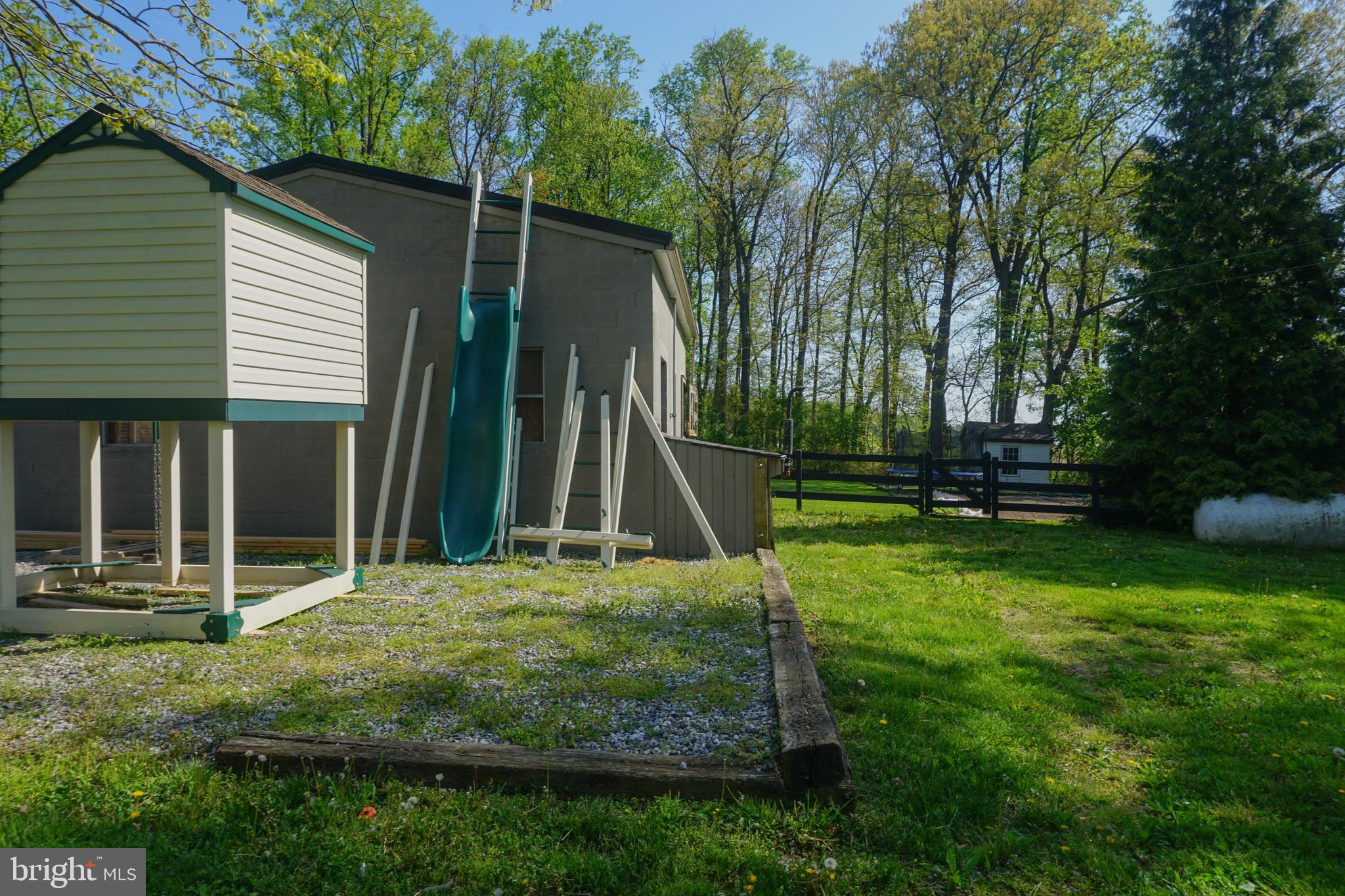 303 South Kinzer Road Paradise, PA 17562 - Photo 72 of 94