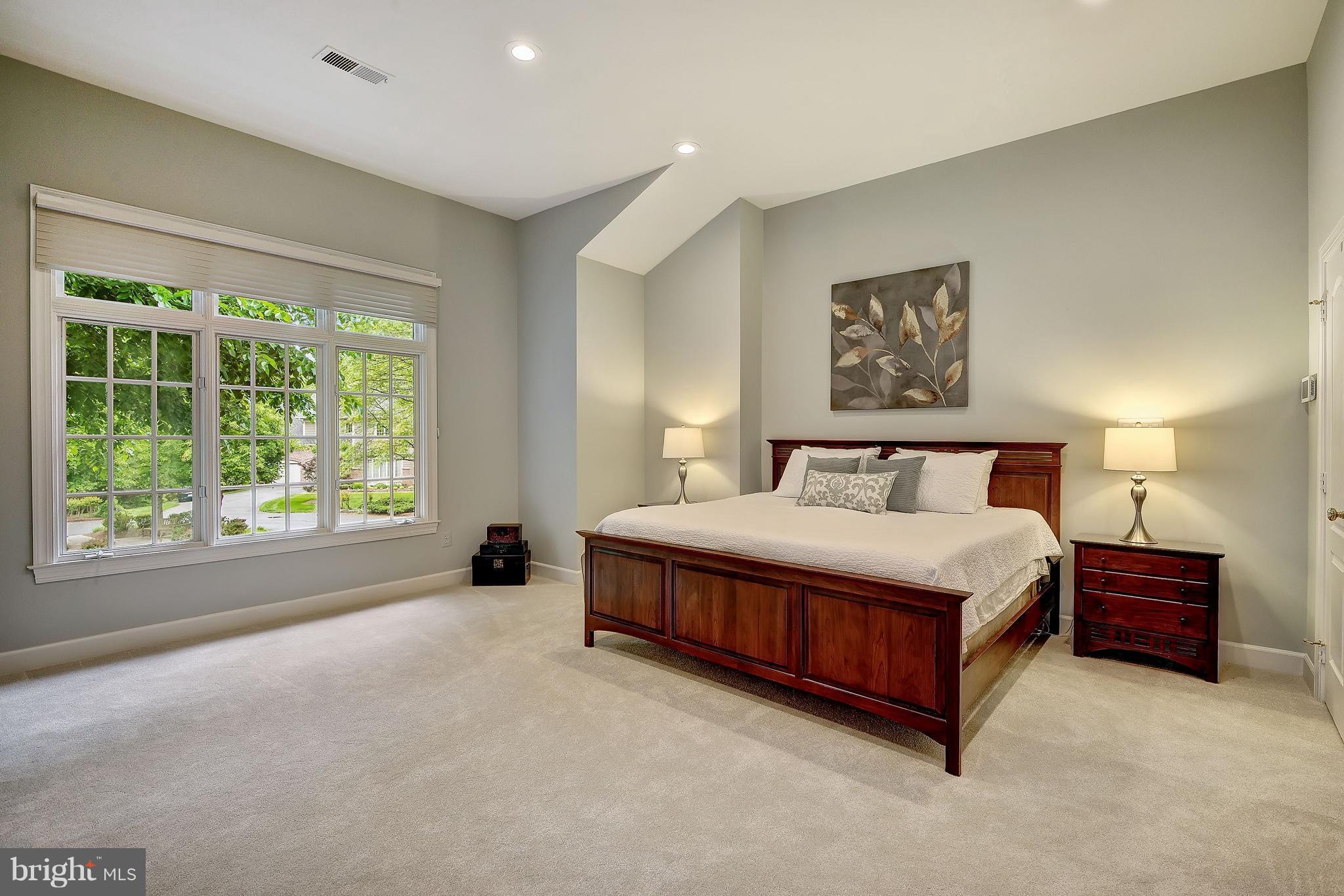 11225 Bright Pond Lane Reston, VA 20194 - Photo 12 of 30 Soothing Master Retreat