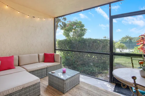 $3,000 | 755 Dotterel Road, Delray Beach, FL 33444