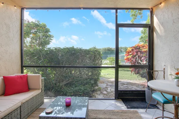 $3,000 | 755 Dotterel Road, Delray Beach, FL 33444