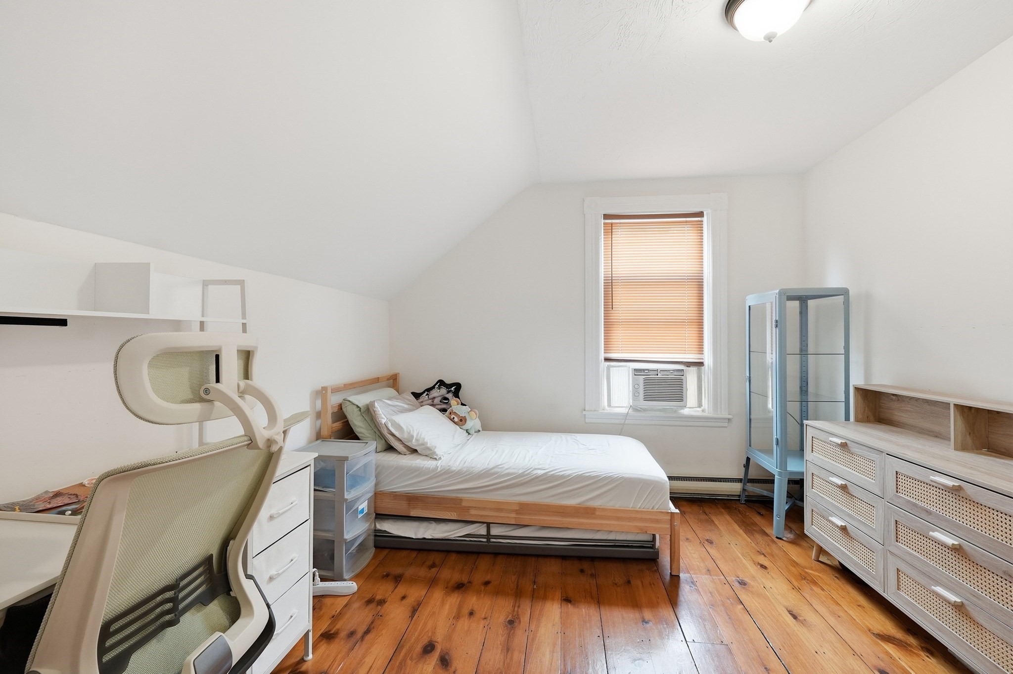 96 Apricot Street Worcester, MA 01603 - Photo 28 of 39 Gallery Image 28