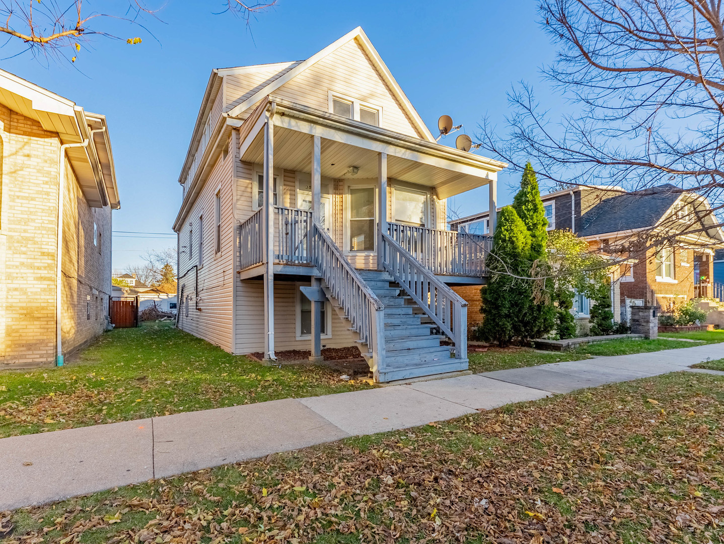 1521 Grove Avenue, Unit 1 Berwyn, IL 60402 - Photo 22 of 27 a view of a house with a yard