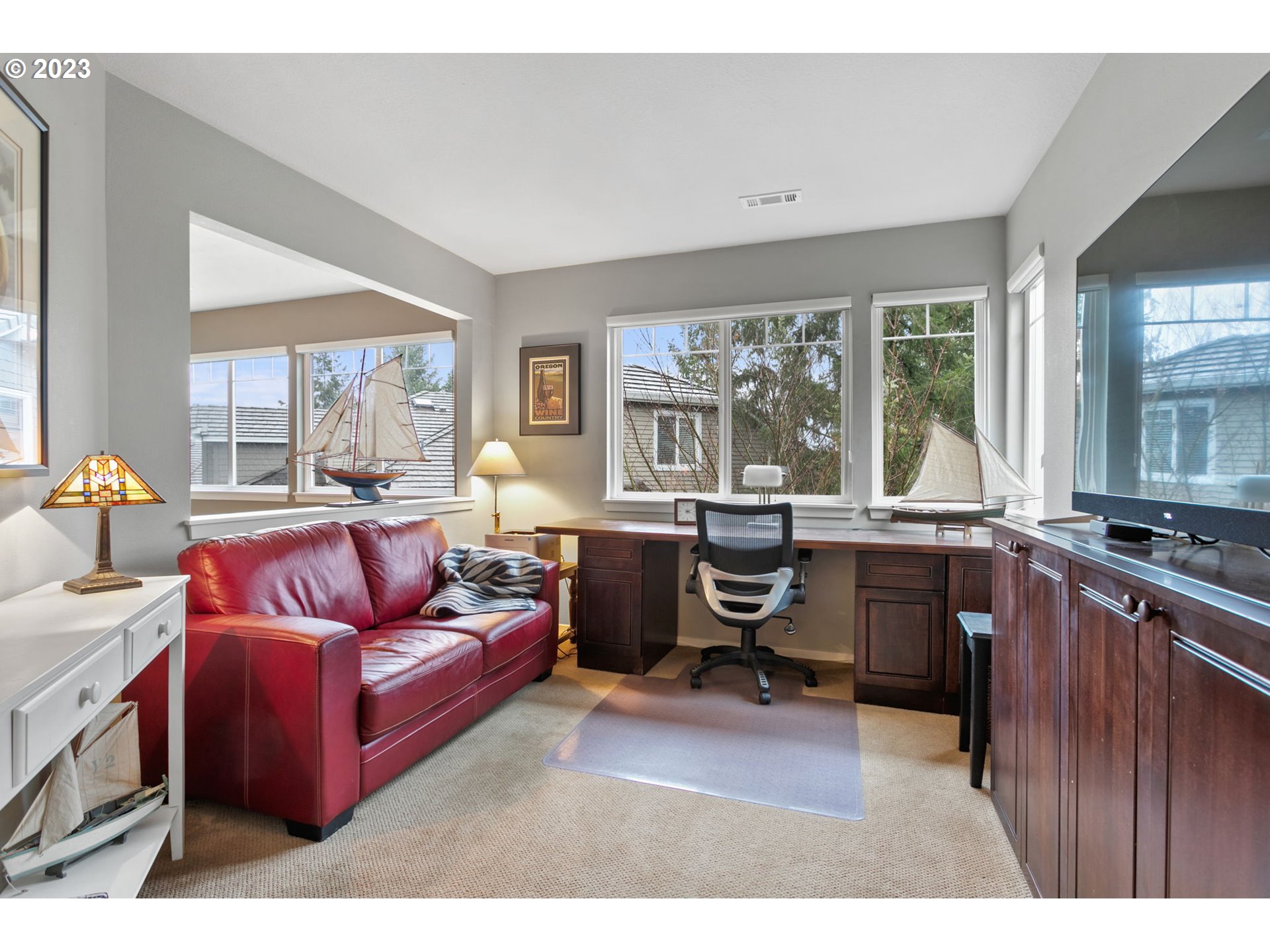 9807 Northwest Silver Ridge Loop Portland, OR 97229 - Photo 19 of 28 Gallery Image 19