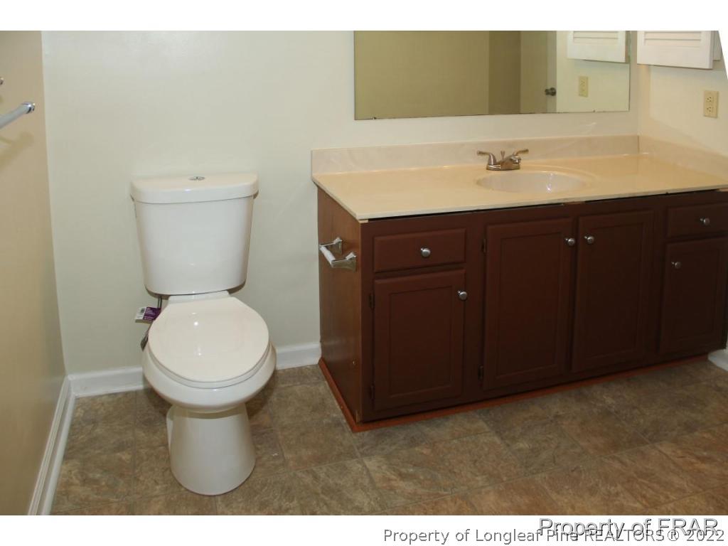 5218 Archer Road Hope Mills, NC 28348 - Photo 10 of 18 Gallery Image 10
