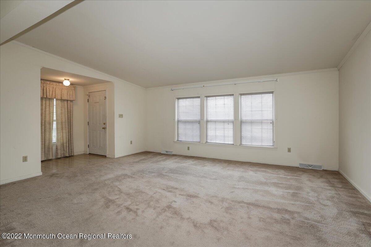 41 Pine Ridge Boulevard Whiting, NJ 08759 - Photo 13 of 46 15-41PineRidgeBlvd0015