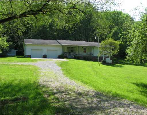 4752 Fire Creek Road Charleston, WV 25313 - Photo 1 of 7 Exterior Front.