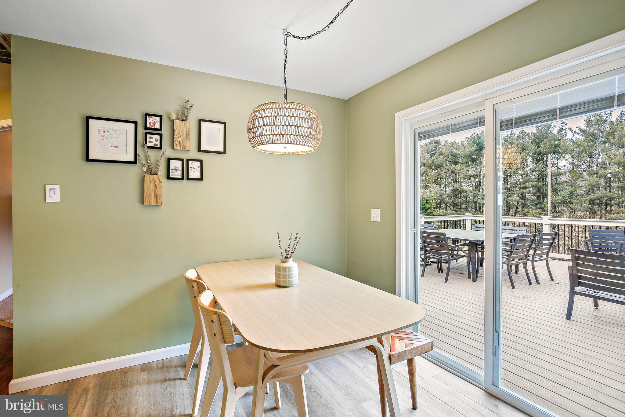 19028 Graystone Road White Hall, MD 21161 - Photo 12 of 44 Dine while enjoying the Season