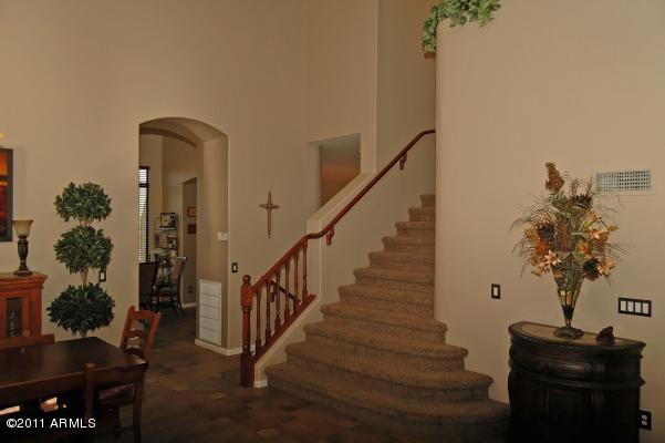 5218 East Hashknife Road Phoenix, AZ 85054 - Photo 12 of 25 Stairwell
