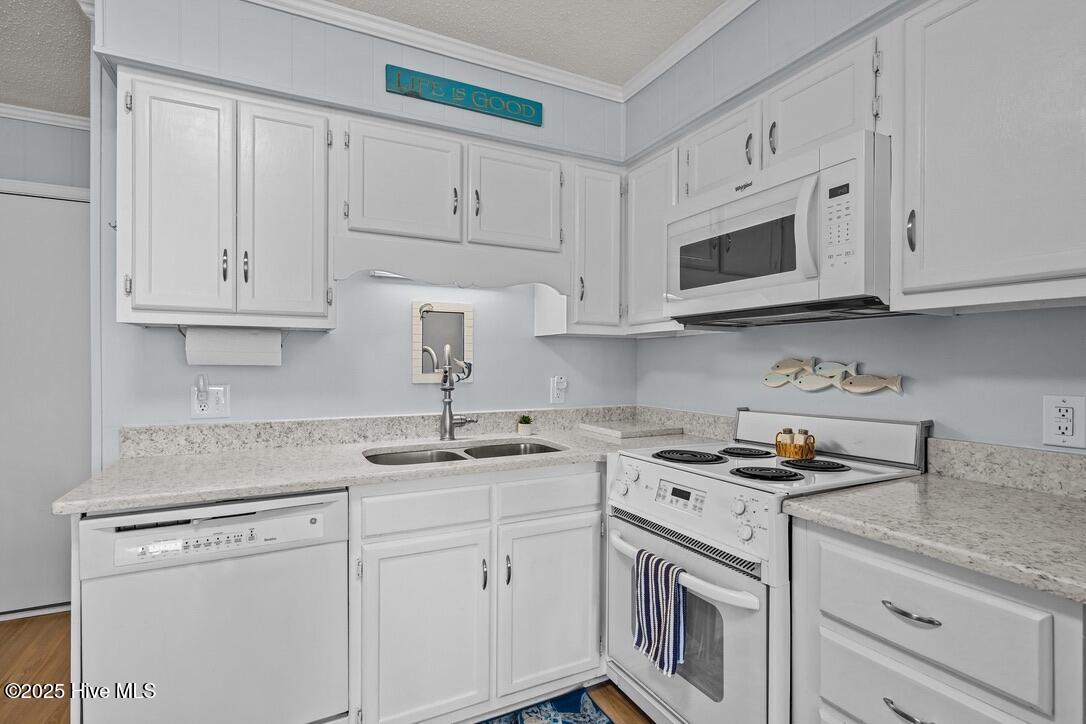 2008 East Fort Macon Road, Unit I 12 Atlantic Beach, NC 28512 - Photo 14 of 48 Kitchen