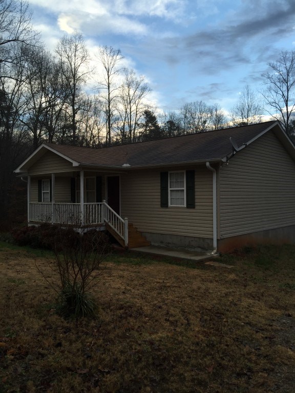 525 South Alexander Road Seneca, SC 29678 - Photo 2 of 21 Gallery Image 2