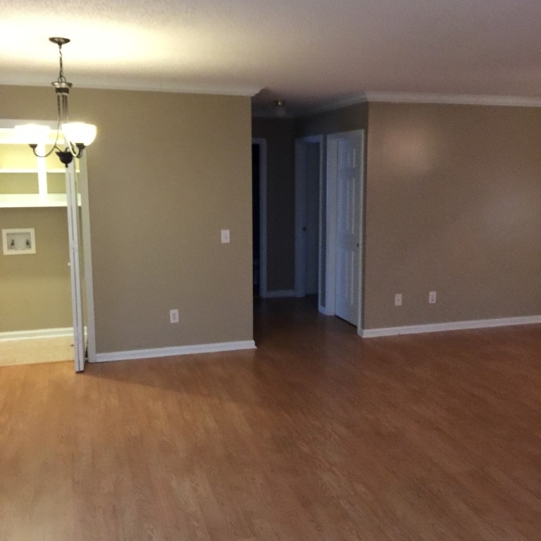 525 South Alexander Road Seneca, SC 29678 - Photo 6 of 21 Gallery Image 6